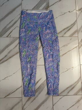 Lilly Pulitzer Lavender and Pink Athletic Leggings Luxletic size medium worn 2x